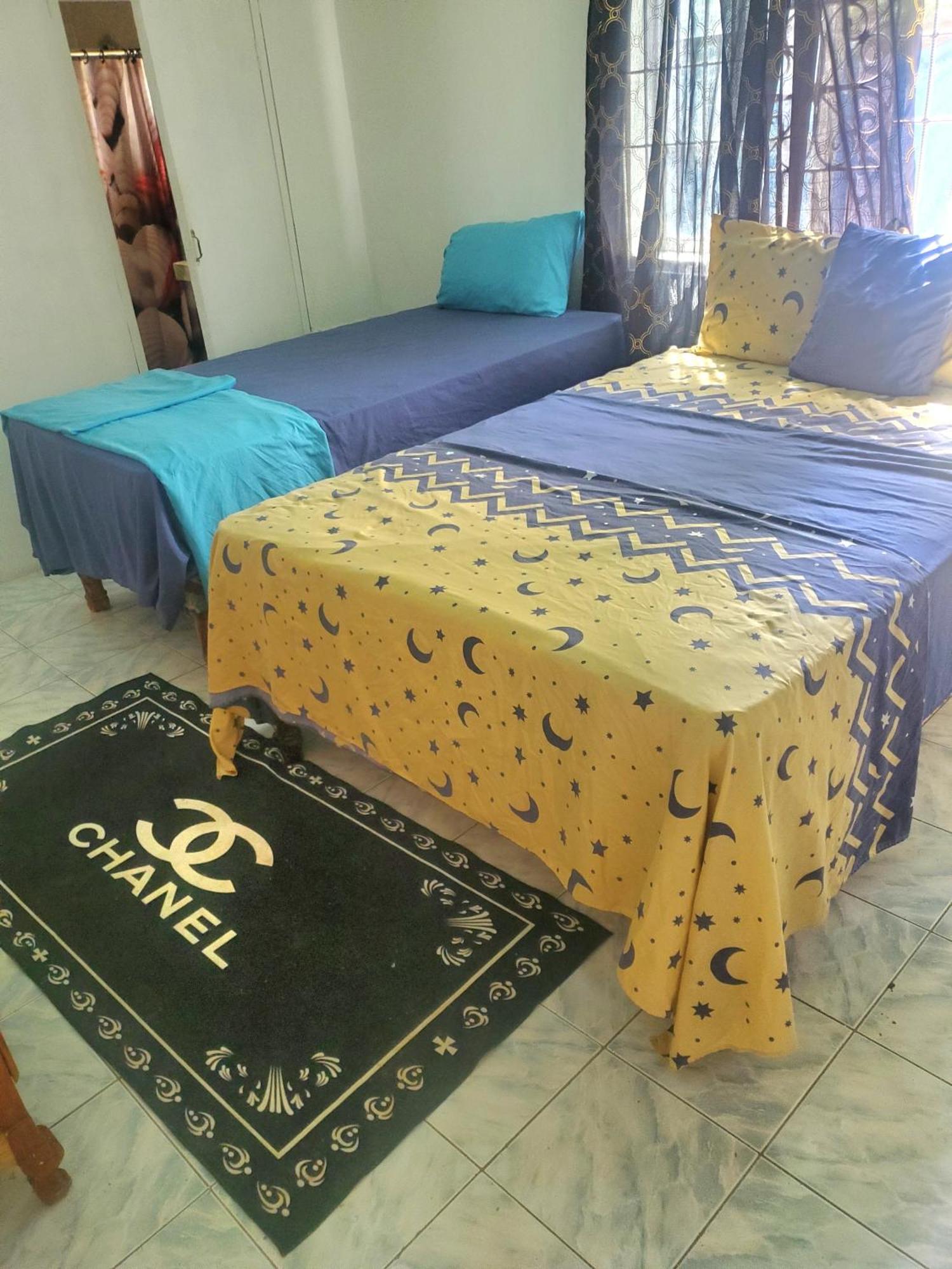 Fay Guest House Негрил Екстер'єр фото